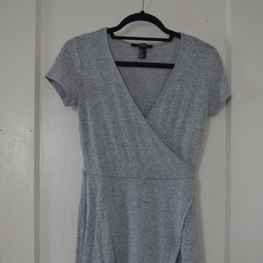 Forever 21 - short-sleeve wrap dress - medium